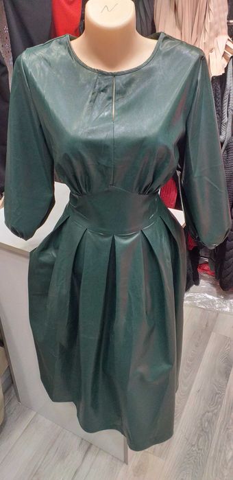 Новые платья из экокожи