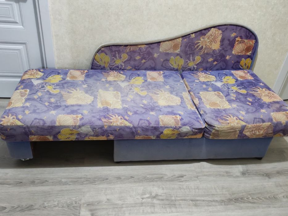 Детский.    диван