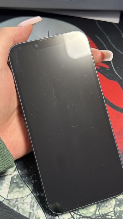 Продам iphone 13 128