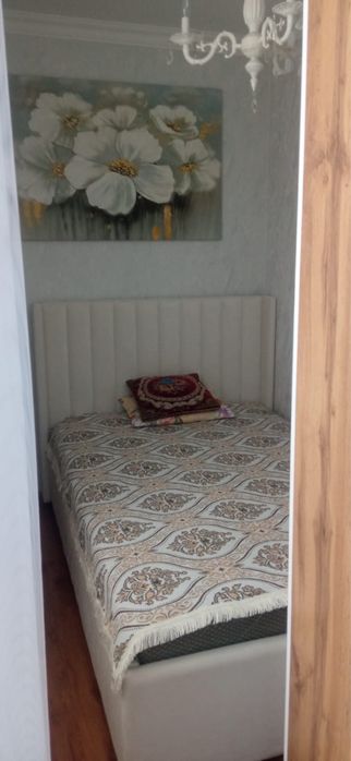 Кровать 2 на 1.2 с матрасом