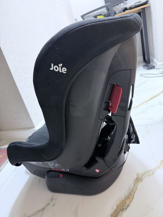 детское автокресло Joie Tilt