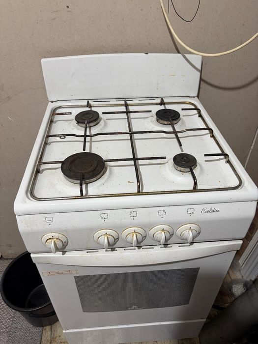 Продам Газовую плиту