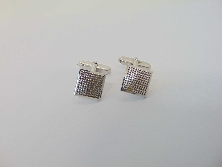 Butoni din argint rodiat