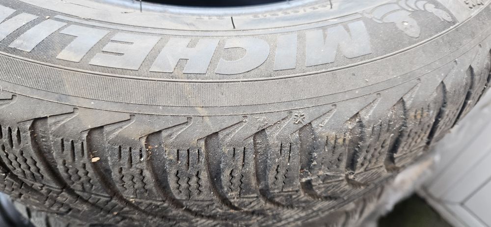 195/65/15 michelin alpin  2 бр зимни