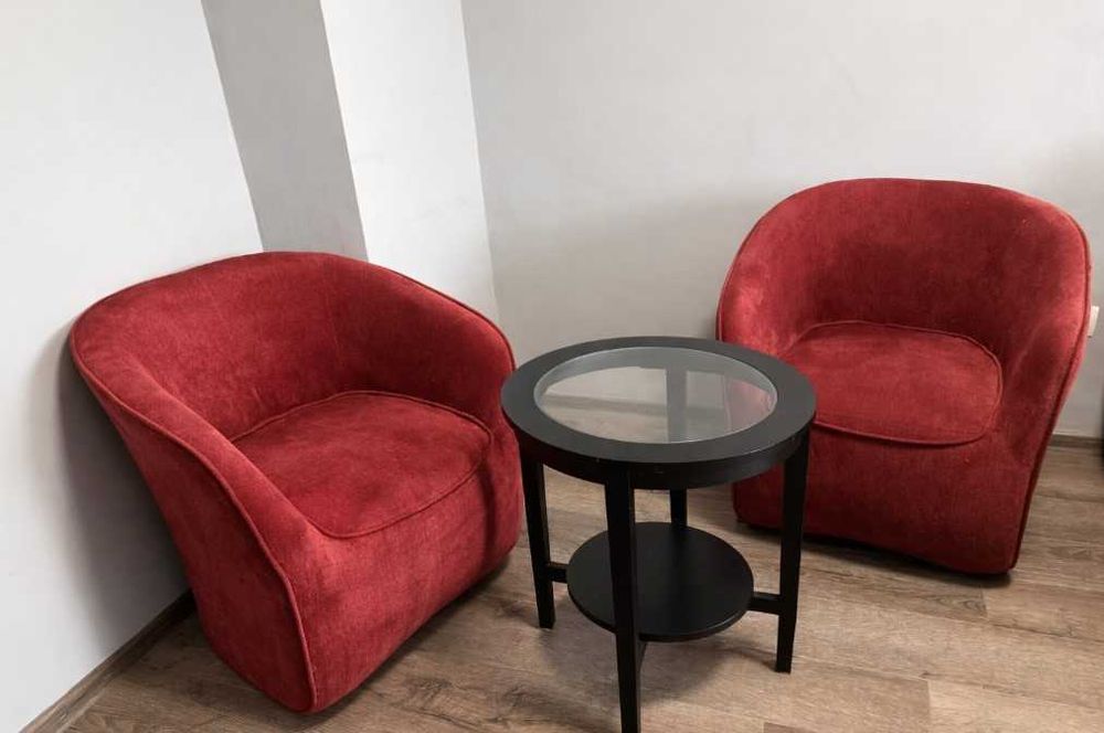 Дава се под наем Двустаен апартамент в София, Център - 76 кв.м за 796.62 € - Снимка #1