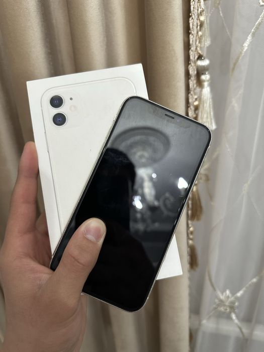 Айфон 11/128 Гб идеал.