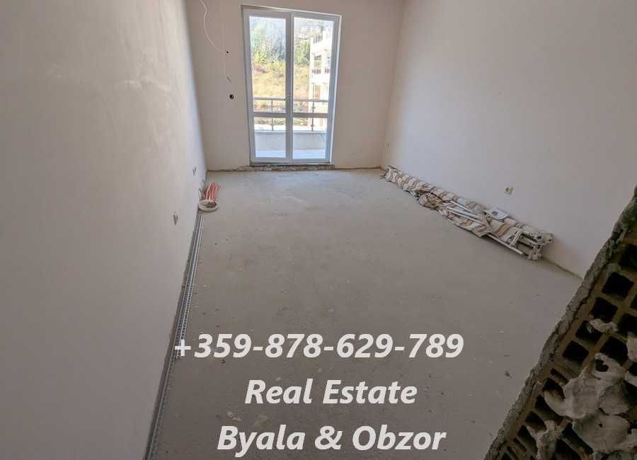 Продава се Двустаен апартамент в Бяла - 62 кв.м за 1128 €/кв.м - Снимка #9