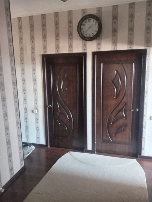 Продаётся квартира 23 мкр. 4-х комнатная