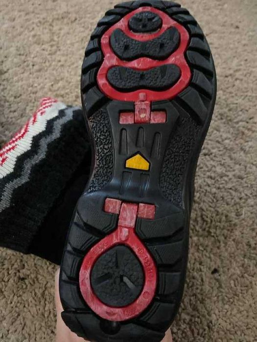 Зимние сапожки  (р.38)