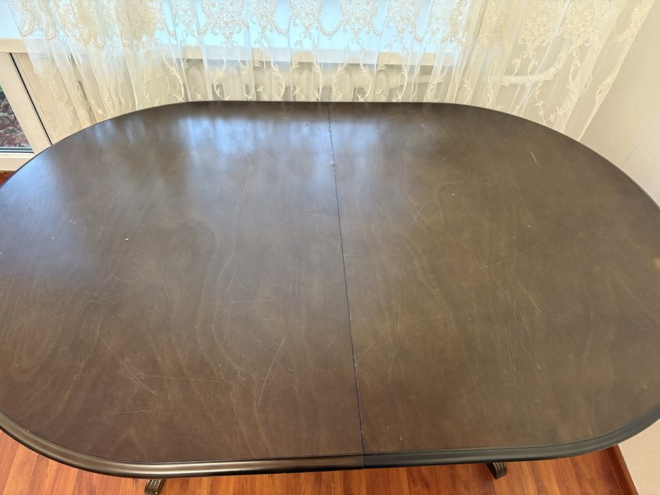 Продам кровать и стол