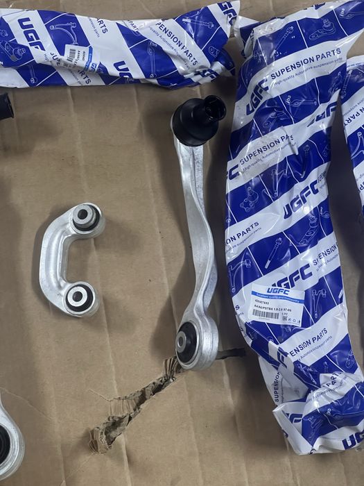 Продам набор рычагов ауди а4 б5