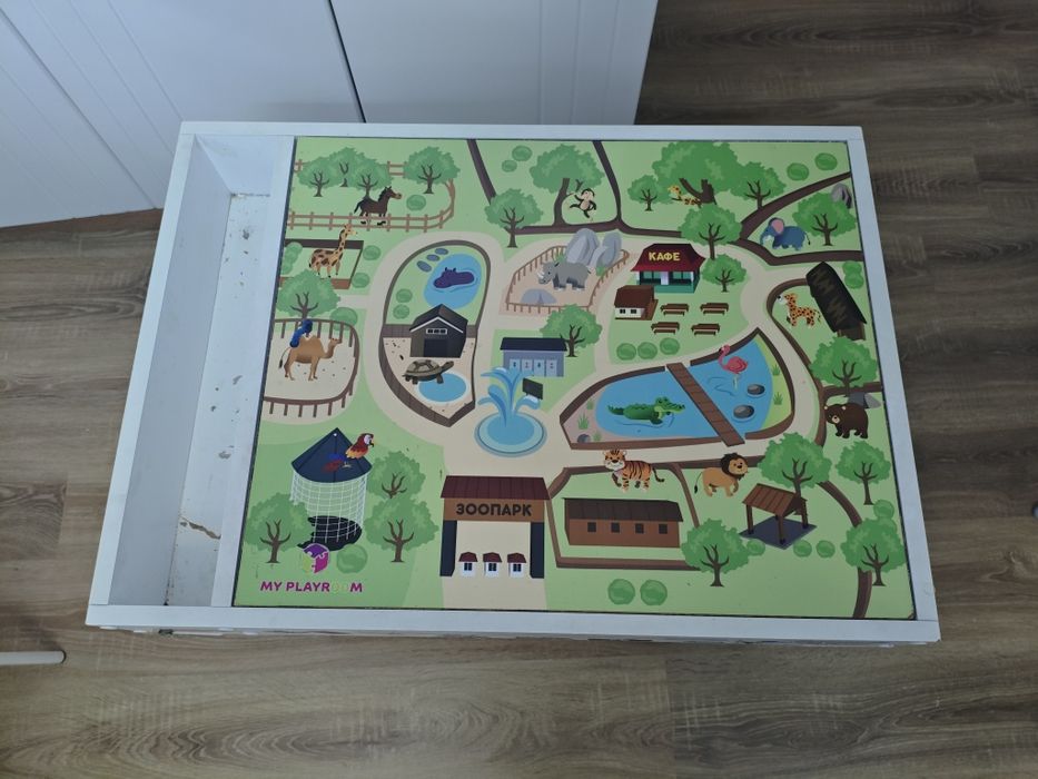 Стол детский Playroom