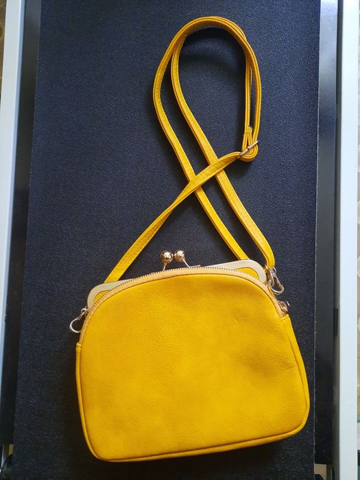 Poseta mustard galben