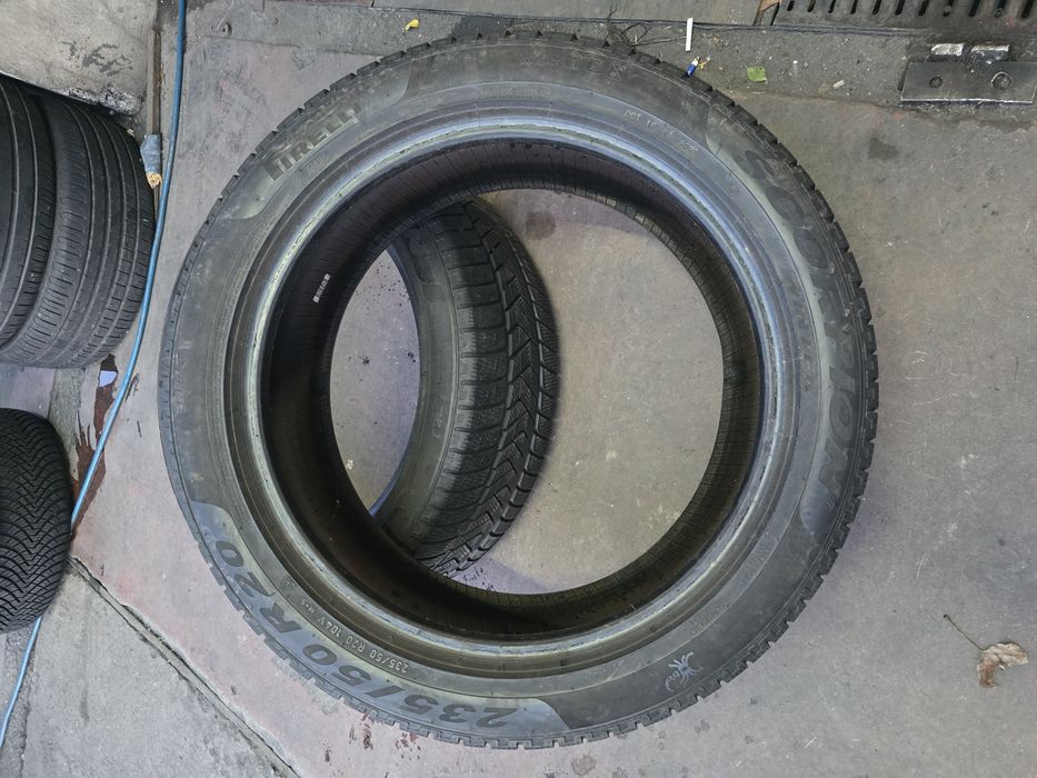 Anvelope iarna 235 50 20