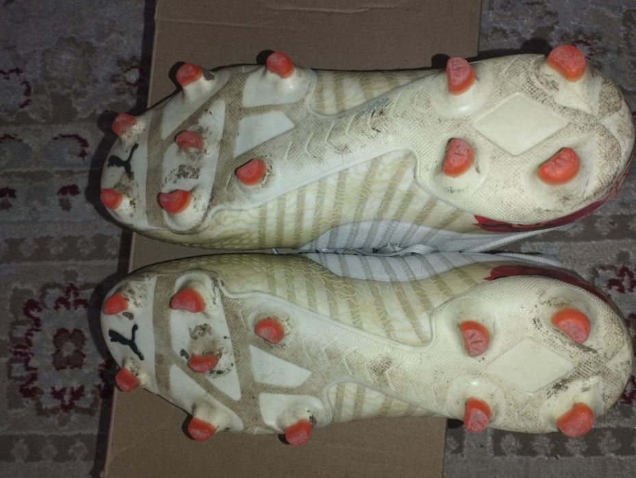 Оригинальное бутсы puma future