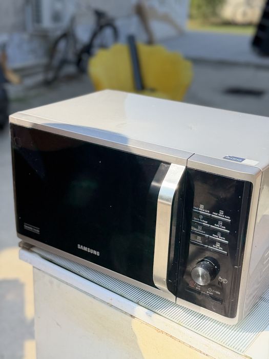 Samsung микровълнова фурна с различни функции