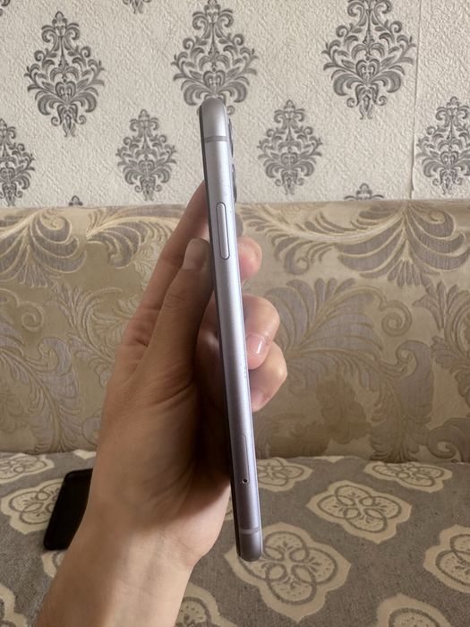 iPhone 11 в хорошем состояний