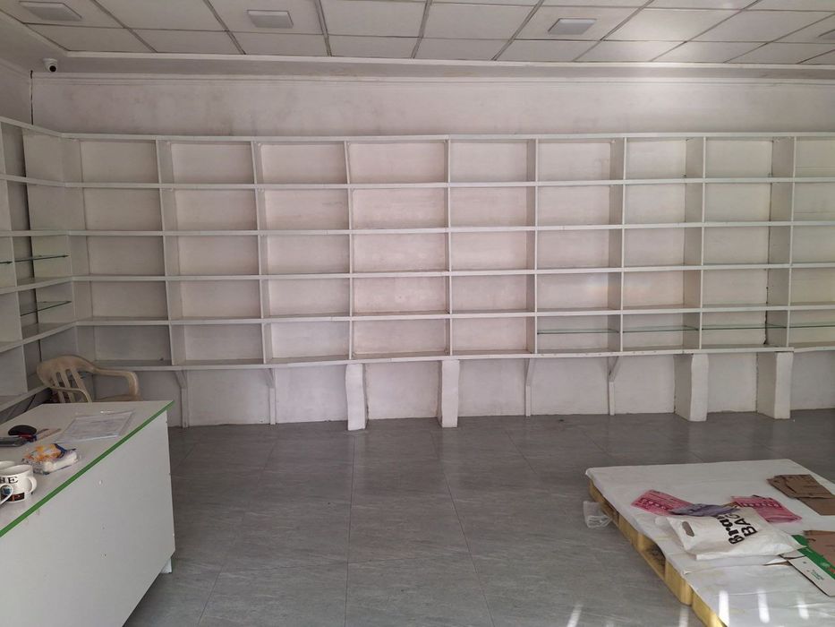 Срочно сдам Магазин внутри квартала