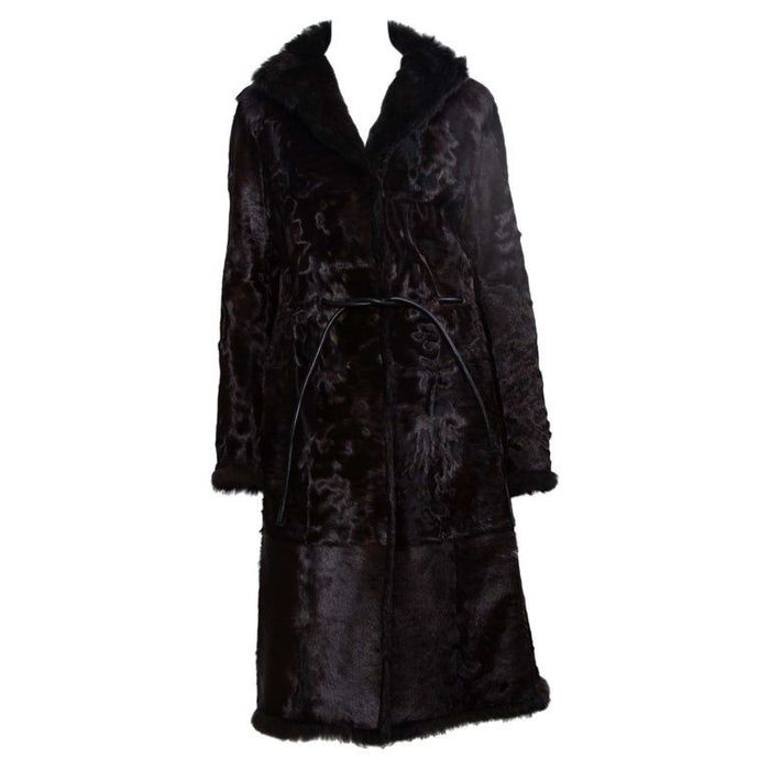 Продаю шубу черную