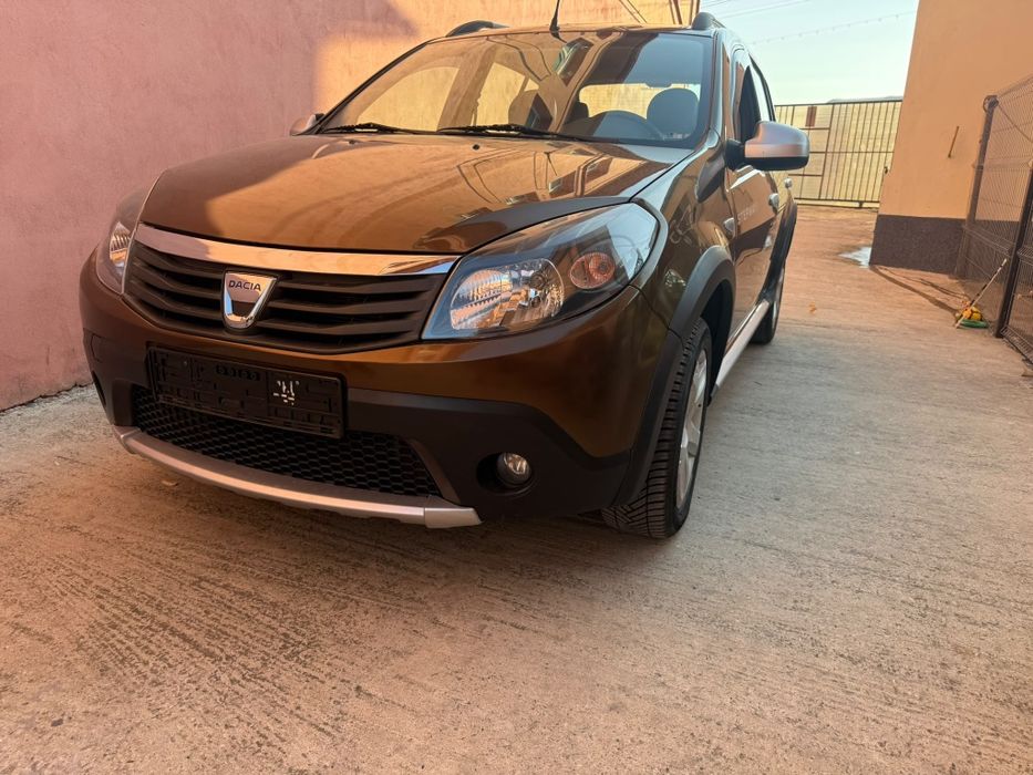 Dacia  Sandero,1600 cm benzina,
