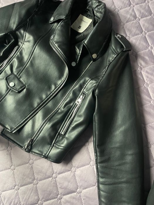 Кожено яке- без забележки