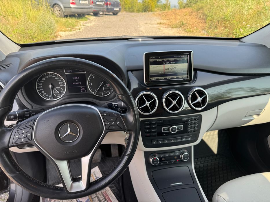 Мерцедес Б200 136кс