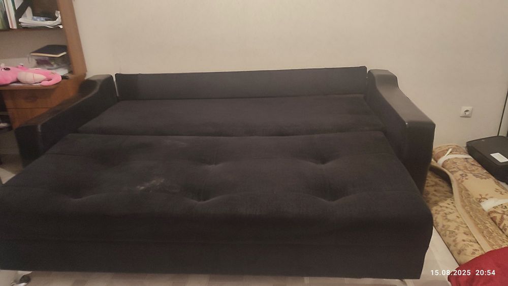 Продам б/у диван