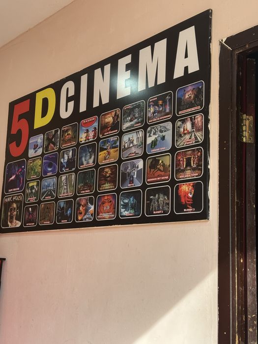 Attraksion 5D cinema sotiladi