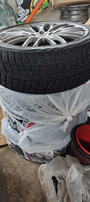 Продам диски Титан с резиной