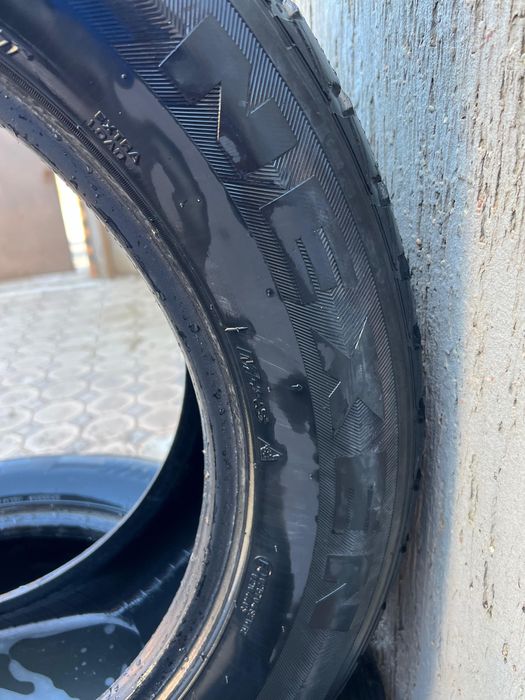 Шины зимние ЛИПУЧКА R20