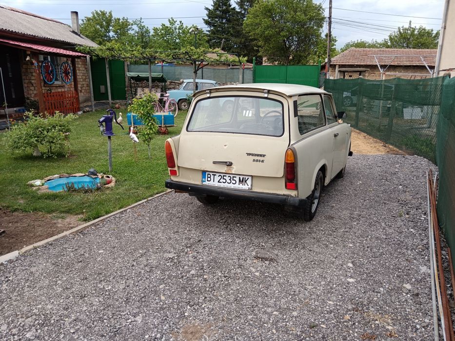 Продавам Трабант 601s