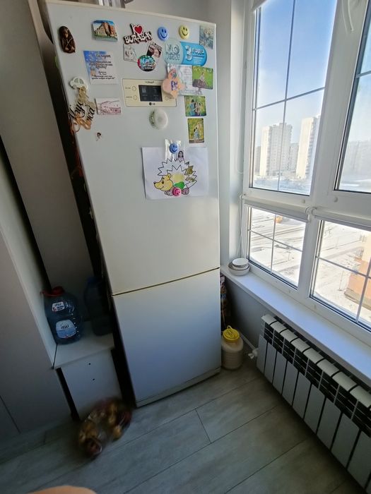 Холодильник продам