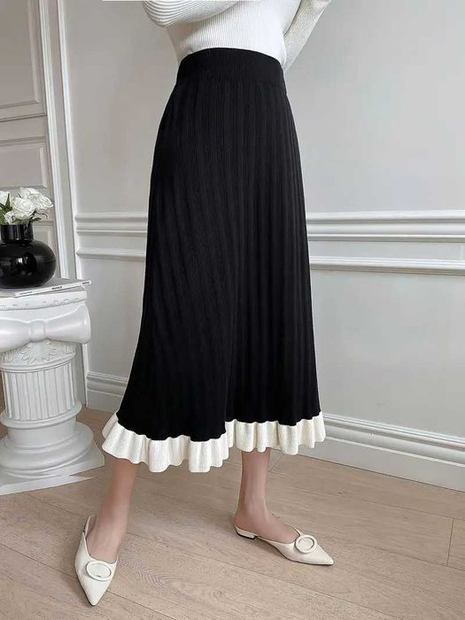 Новая вязанная юбка для зимы.