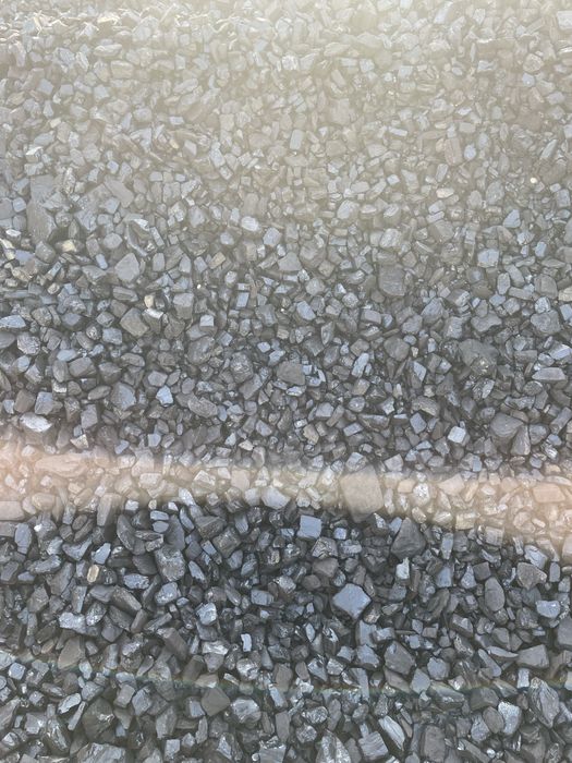 Уголь в мешках дрова пиражковоз