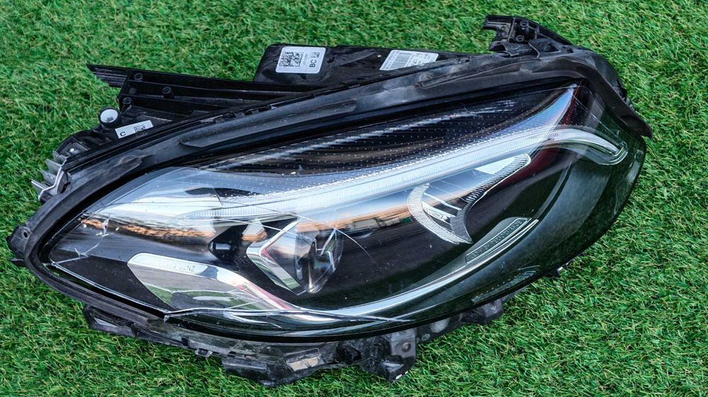 Фар за Mercedes B Class W246 Full LED / Мерцедес Б Клас В246
