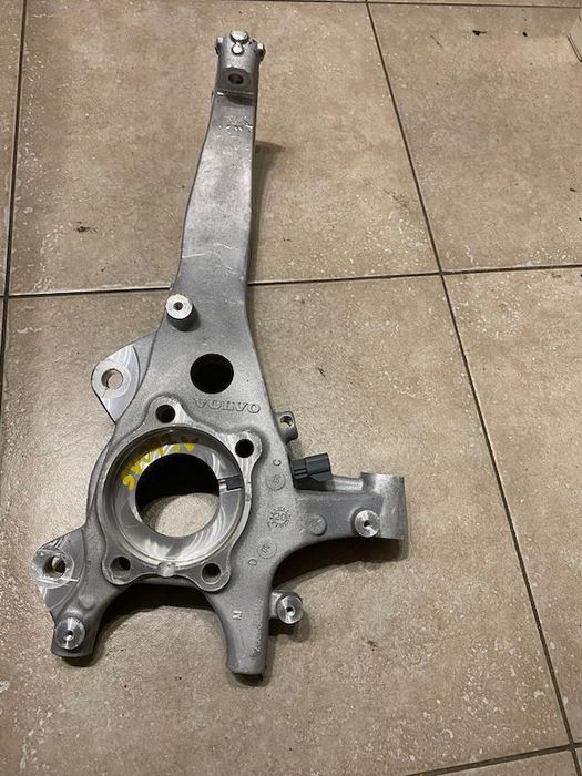 Brat fuzeta stanga fata Volvo S60 V60 2019+  31476315