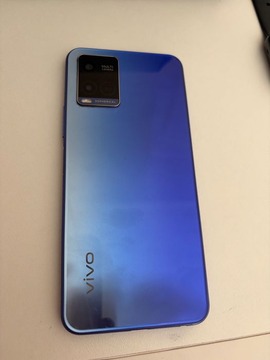Продается Vivo Y21