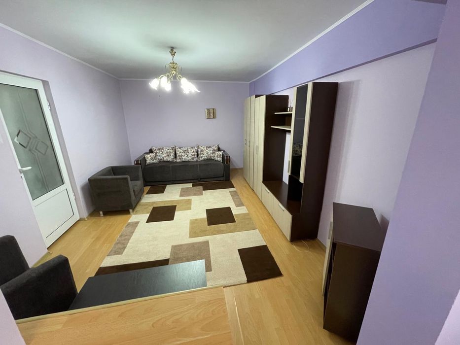 Inchiriez  garsonieră zona Radu Negru