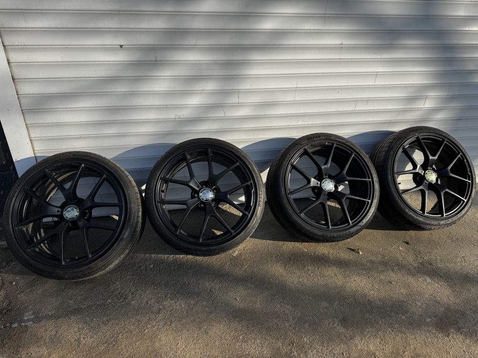 Оригинални джанти 19ки Мерцедес SLS AMG спорт пакет гуми Goodyear