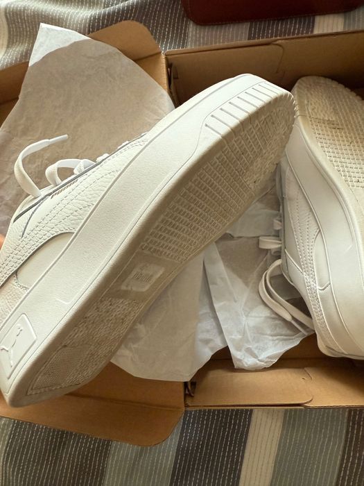 Бели кецове Puma