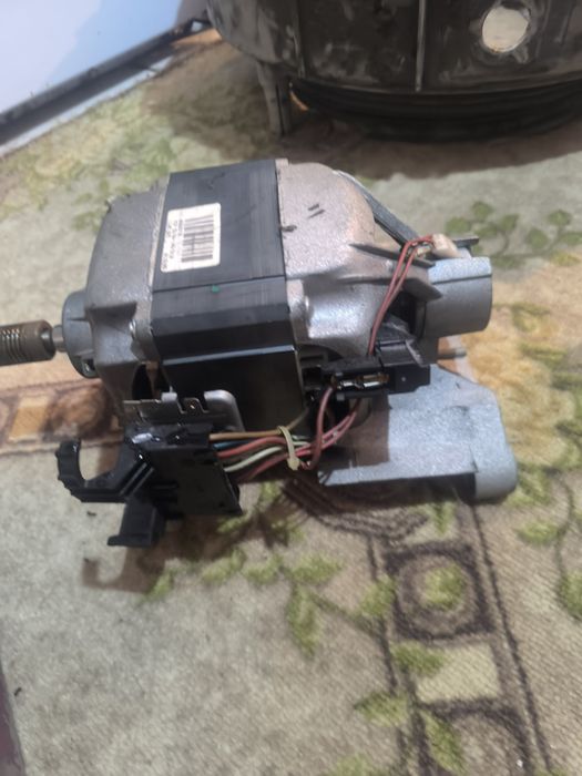 Продам запчасти от стиральной машины