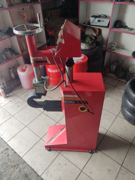 Avtomabil shinalari uchun pechka.Shina mantaj uchun