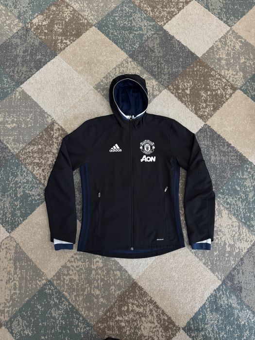 Мъжка ветровка Adidas - Manchester United