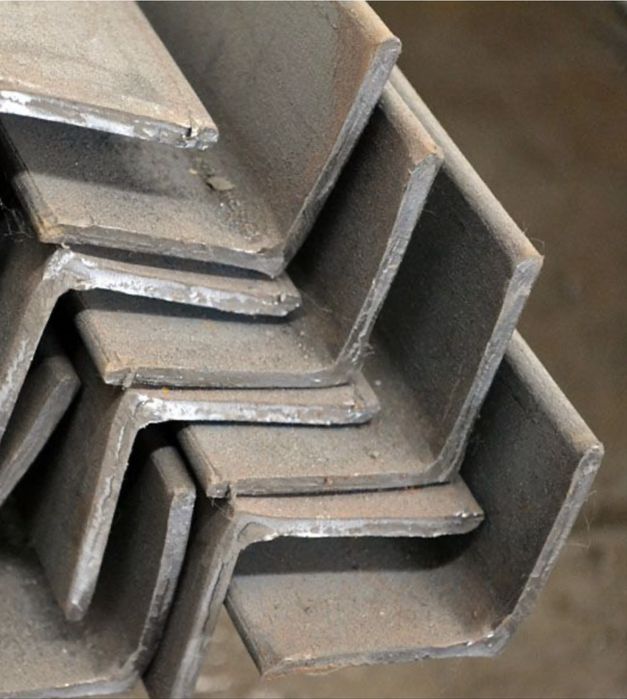 Уголок 50x50x5  685$