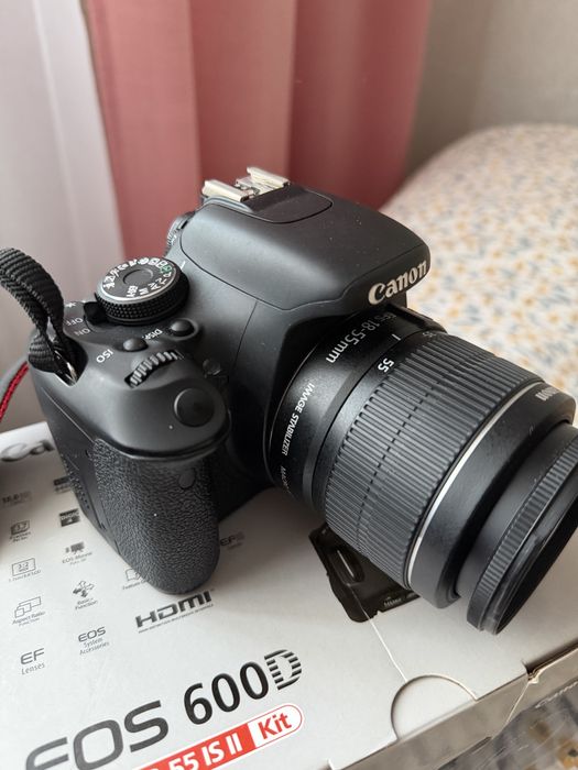 Продам Canon EOS600D