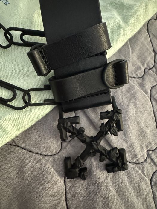 Off-white колан