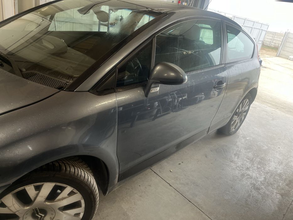 Vand usa stanga fata si dreapta Citroen C4 coupe 2004-2008