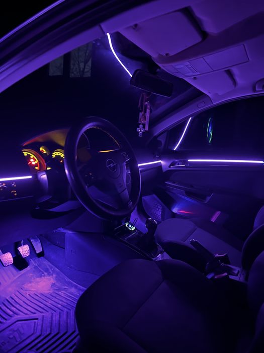 IEFTIN si BUN , ambinetale auto premium calitate steluțe plafon