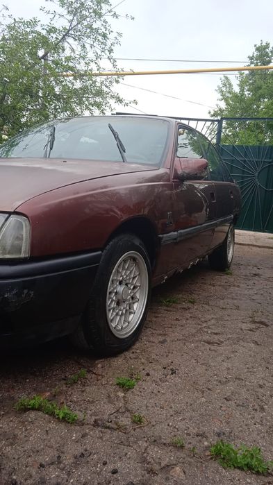 Opel omega a 2.0