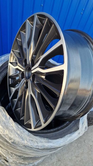 Колеса в сборе (диски R18 + резина Michelin)